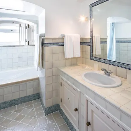 Sleeps 8 Pool Air Con Wifi Вилла Malhadais