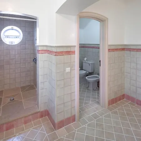 Sleeps 8 Pool Air Con Wifi Malhadais