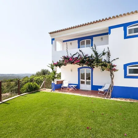 Vila Sleeps 8 Pool Air Con Wifi