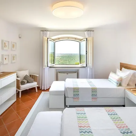 Sleeps 8 Pool Air Con Wifi Vila Malhadais