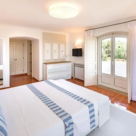 Sleeps 8 Pool Air Con Wifi Villa *